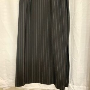Casual Corner Stretch size 8 skirt